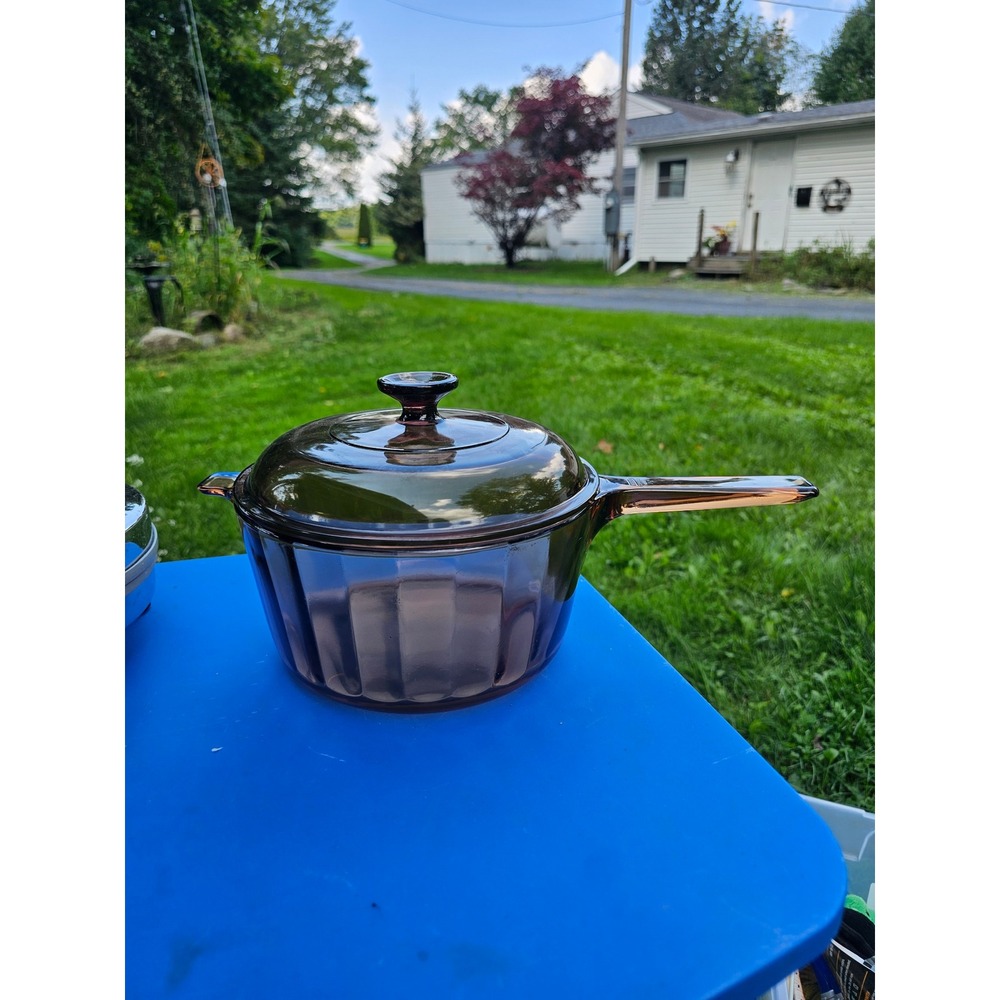 Vision Corning USA 2.5L Amber Glass Saucepan with Lid V-2.5-B Ribbed Vintage